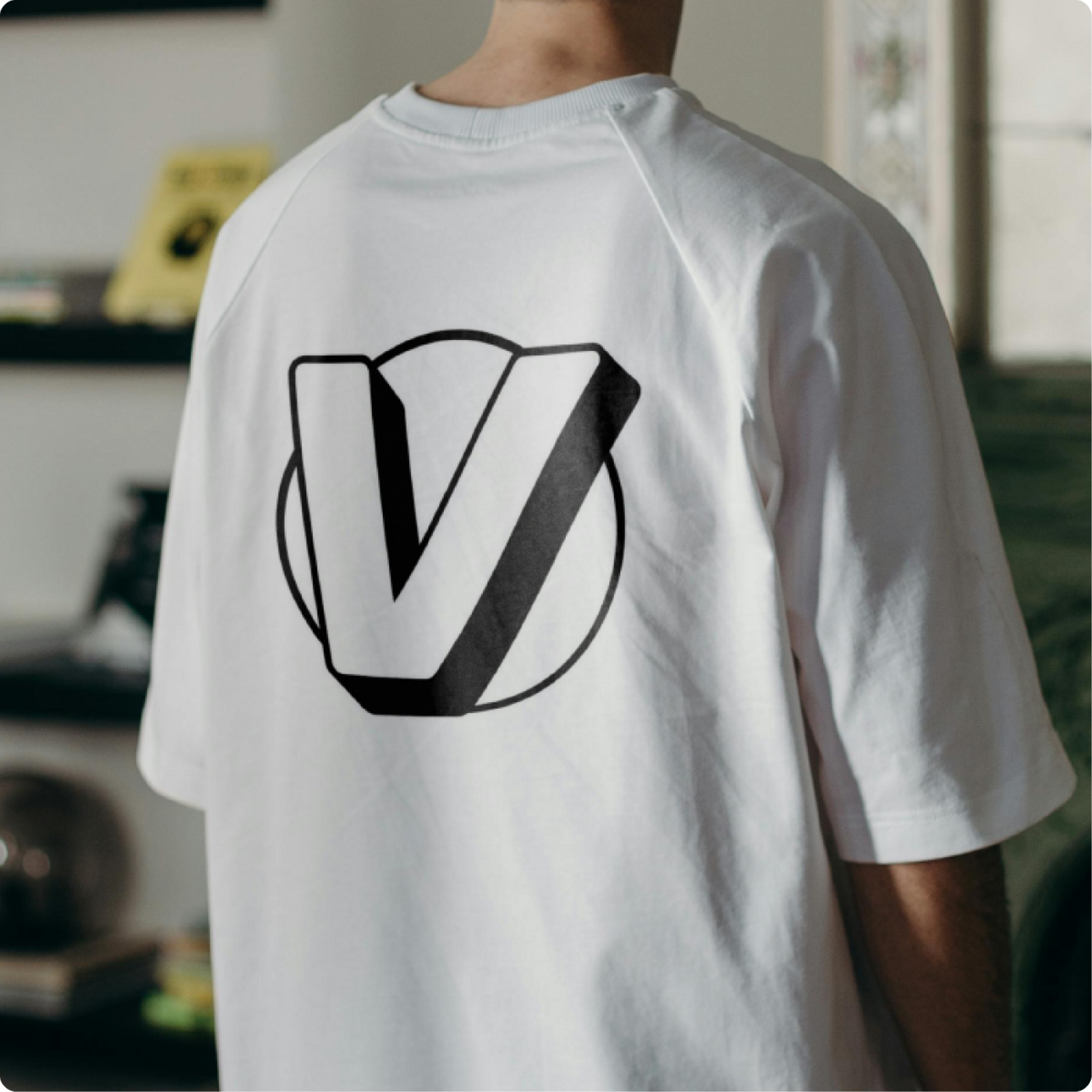 VShojo - Shirt Light Photo